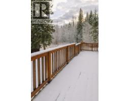 Living room - 9509 Dunster Croydon Road, Dunster, BC V0J1J0 Photo 5