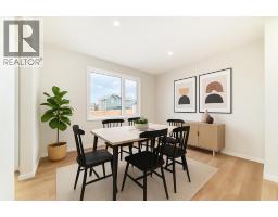 Living room - 126 Lanark Gate Se, Airdrie, AB T4A3P1 Photo 2