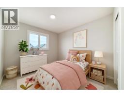 Dining room - 126 Lanark Gate Se, Airdrie, AB T4A3P1 Photo 5