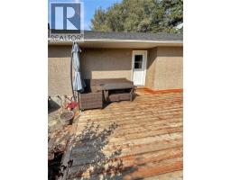 Kitchen - 302 Persson Street, Stockholm, SK S0A3Y0 Photo 4