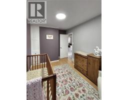 Dining room - 302 Persson Street, Stockholm, SK S0A3Y0 Photo 3