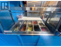 Main Floor 3341 Dundas Street W, Toronto, ON M6P2A6 Photo 4