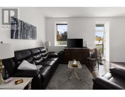 Ensuite - 969 Queen St E 203, Sault Ste Marie, ON P6A2C2 Photo 4