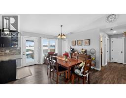 Dining room - 601 10 Avenue W, Barnwell, AB T0K0B0 Photo 5