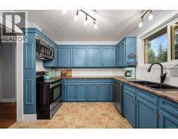 Dining room - 4675 Montrose Dr, Courtenay, BC V9N9S8 Photo 4