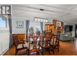 Kitchen - 4675 Montrose Dr, Courtenay, BC V9N9S8 Photo 5