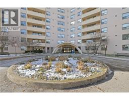 Primary Bedroom - 700 Dynes Road Unit 901, Burlington, ON L7N3M2 Photo 2