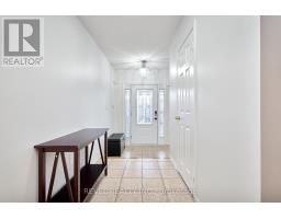 Living room - 35 Manordale Crescent, Vaughan, ON L4H0T6 Photo 3