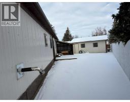 Living room - 312 3 Street N, Vulcan, AB T0L2B0 Photo 3