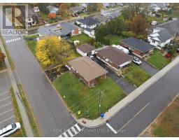 Bedroom 5 - 31 Oakwood Avenue, Norfolk, ON N3Y1H5 Photo 4