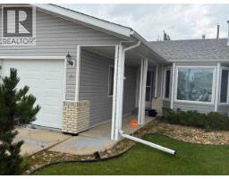 Dining room - 830 Birchwood Close, Drumheller, AB T0J0Y6 Photo 3