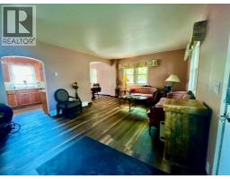 15 1 Street E, Image 2