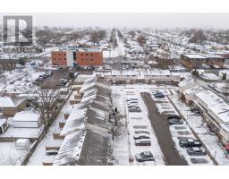 Bathroom - 288 100 Brownleigh Avenue, Welland, ON L3B5V8 Photo 4