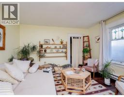 Porch - 1015 Empress Ave, Victoria, BC V8T1P1 Photo 2