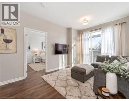 Kitchen - 3865 Lake Shore Boulevard W Unit 401, Etobicoke, ON M8W0A2 Photo 5