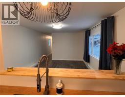 Kitchen - 207 Foster Avenue, Clinton, BC V0K1K0 Photo 5