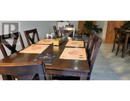 10145 Yonge Street, Richmond Hill, ON L4C1T5 Photo 5