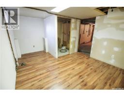 Kitchen - 365 3rd Avenue Ne, Swift Current, SK S9H2G8 Photo 2