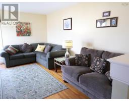 Bath (# pieces 1-6) - 30 Harold Street, Sydney, NS B1P3L9 Photo 5