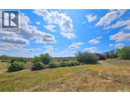 Living room - Mcleod Acreage, Miry Creek Rm No 229, SK S0N0A0 Photo 5