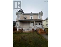 26 Melrose Street, Amherst, NS B4H3N3 Photo 3