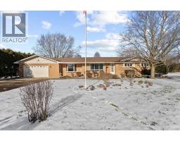 Dining room - 4810 Ray Road, Windsor, ON N0R1K0 Photo 2