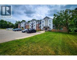 Living room/Dining room - 270 Eiwo Court Unit 208, Waterloo, ON N2K3M6 Photo 4