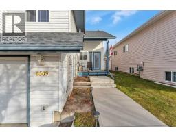 2pc Bathroom - 6509 58 Street, Rocky Mountain House, AB T4T1N6 Photo 4