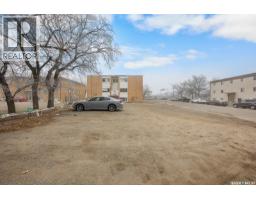 1560 Alexandra Street, Regina, SK S4T4N9 Photo 3