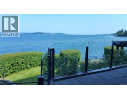 Primary Bedroom - 102 9115 Lochside Dr, North Saanich, BC V8L1N1 Photo 4