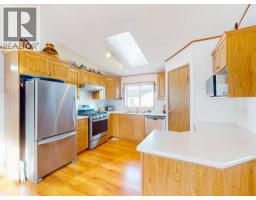 Dining room - 1 Appaloosa Way, Fort Macleod, AB T0L0Z0 Photo 3