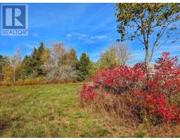 Bath (# pieces 1-6) - 246 West Brooklyn Road, West Brooklyn, NS B4P2R3 Photo 4