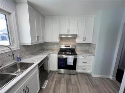 Bedroom - 9 River Drive, Whitemouth, MB R0E2G0 Photo 4