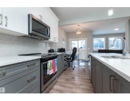 Kitchen - 364 Savoy Cr, Sherwood Park, AB T8H2X2 Photo 3