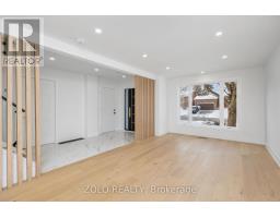 Family room - 124 Kingston Road, Newmarket, ON L3Y5W7 Photo 4