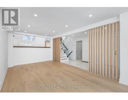 Primary Bedroom - 124 Kingston Road, Newmarket, ON L3Y5W7 Photo 5