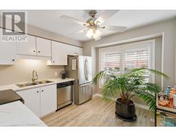 Living room - 6 35 Waterman Avenue, London South, ON N6C5T2 Photo 5