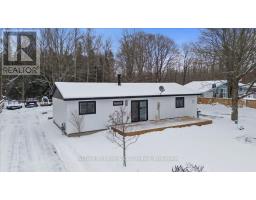 Living room - 38 Allister Place, South Bruce Peninsula, ON N0H2G0 Photo 2
