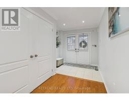 Dining room - 6 Summit Drive, Vaughan, ON L4H0E8 Photo 3