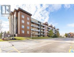 Living room - 402 100 Dean Avenue, Barrie, ON L9J0H1 Photo 3