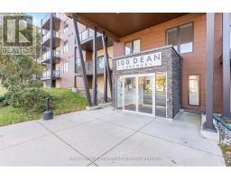 Primary Bedroom - 402 100 Dean Avenue, Barrie, ON L9J0H1 Photo 4