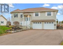 Dining room - 74 Hillside Drive, Summerside, PE C1N6K3 Photo 5