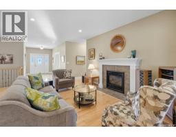 Dining nook - 4005 3rd Avenue W, Waldheim, SK S0K4R0 Photo 4