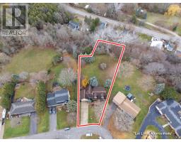 Bedroom 2 - 81287 Colborne Place, Goderich, ON N7A3Y1 Photo 3