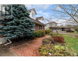 Bedroom 3 - 81287 Colborne Place, Goderich, ON N7A3Y1 Photo 4