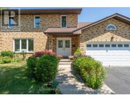 Kitchen - 9 Ullswater Crescent, London North, ON N6G4L4 Photo 3