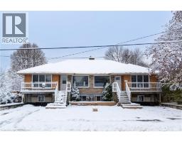 104 South Street E, Aylmer, ON N5H1P8 Photo 2