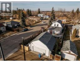 Kitchen - 4217 51 A Street, Red Deer, AB T4N2B7 Photo 3