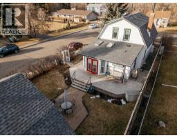 Sunroom - 4217 51 A Street, Red Deer, AB T4N2B7 Photo 4