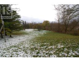 Bedroom 2 - 79 Elora Street N, Minto, ON N0G1M0 Photo 5